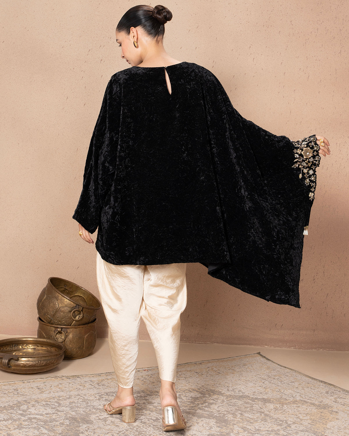 BLACK ORANAZ TUNIC