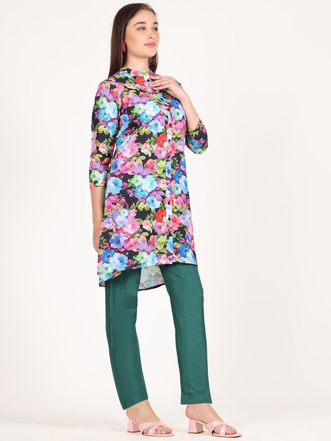 BLACK FLORAL STR LINE TUNIC