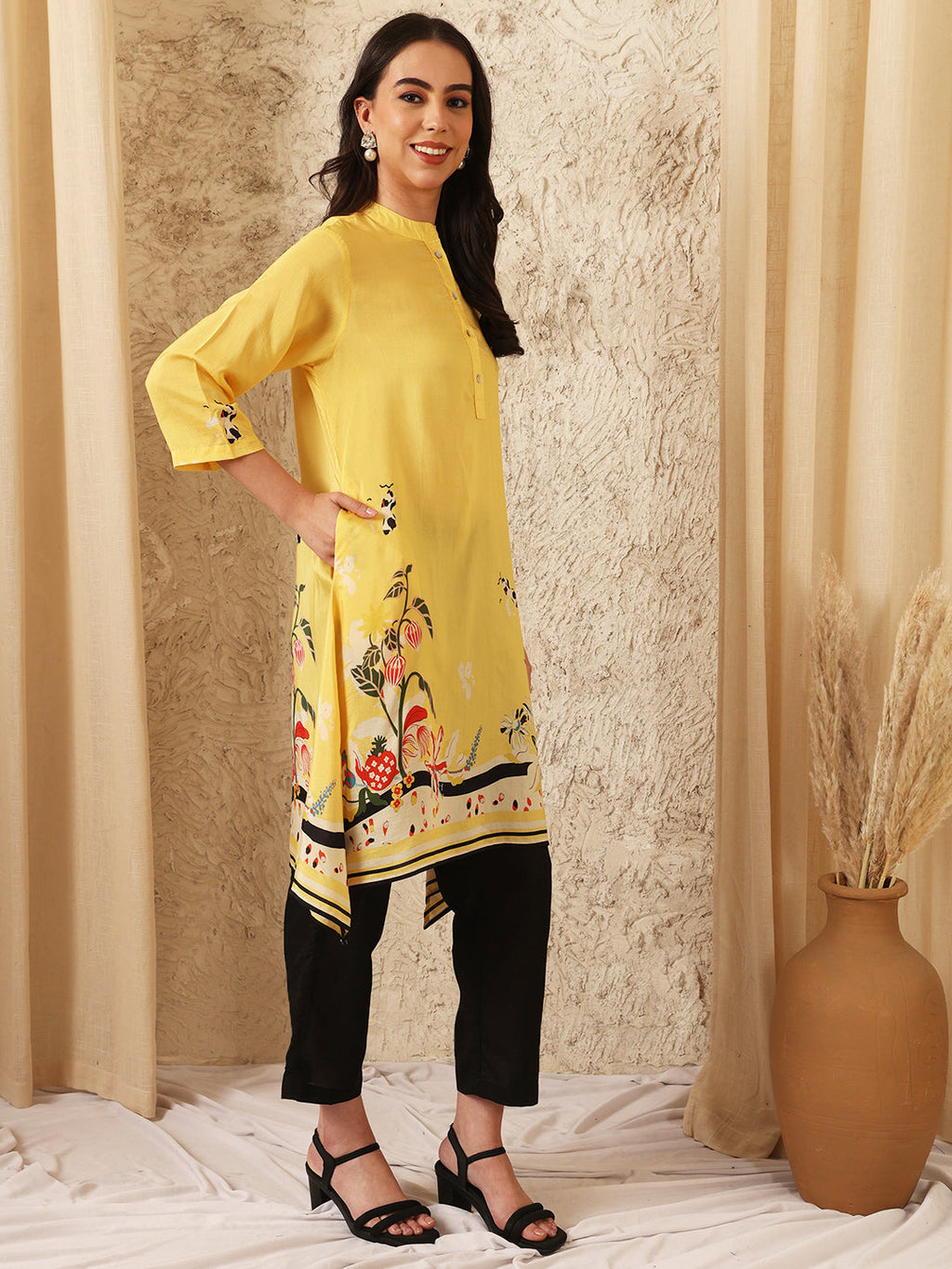 YELLOW PLUTO KAFTAN