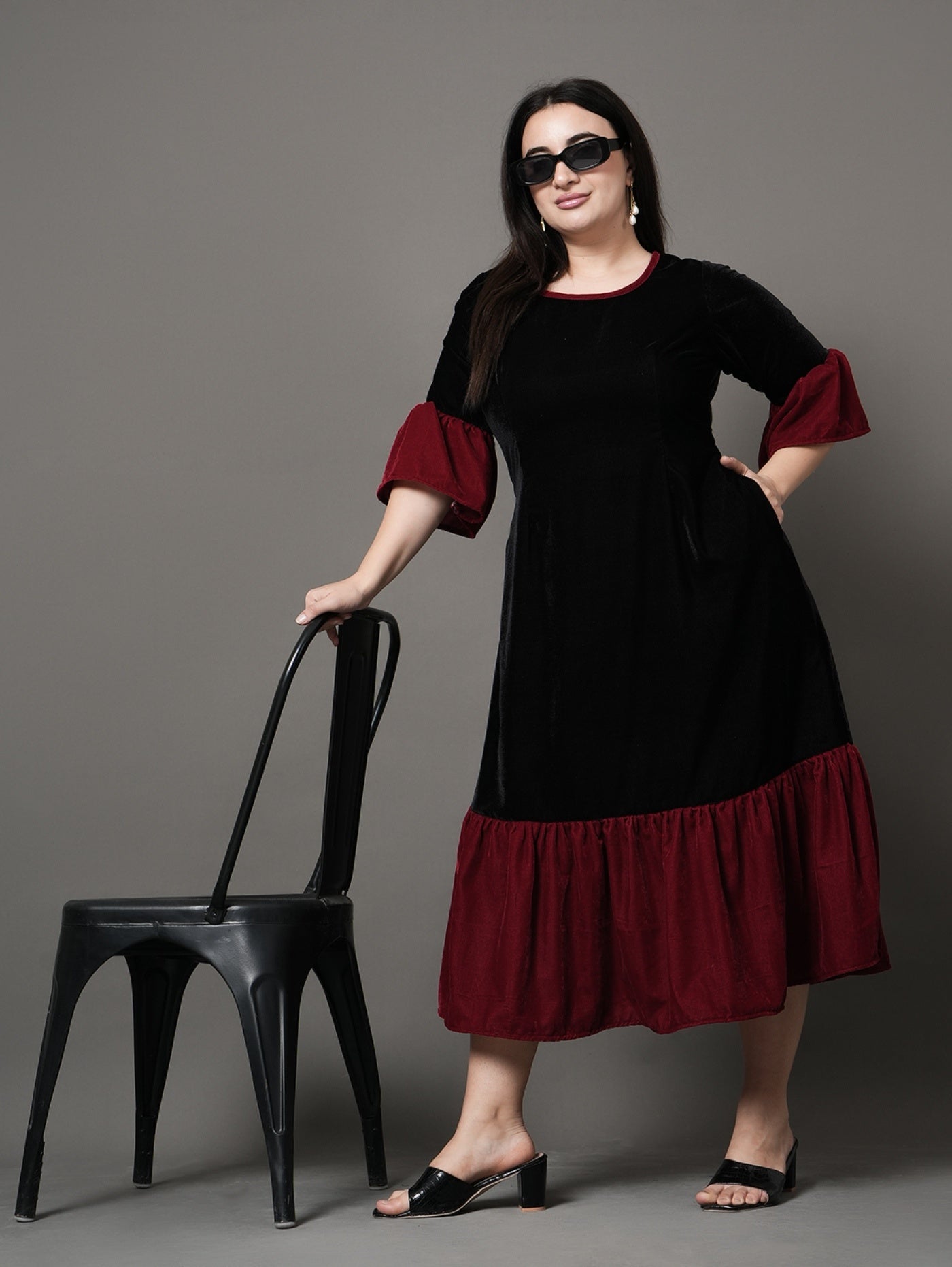 Regal Contrast Velvet Party Dress