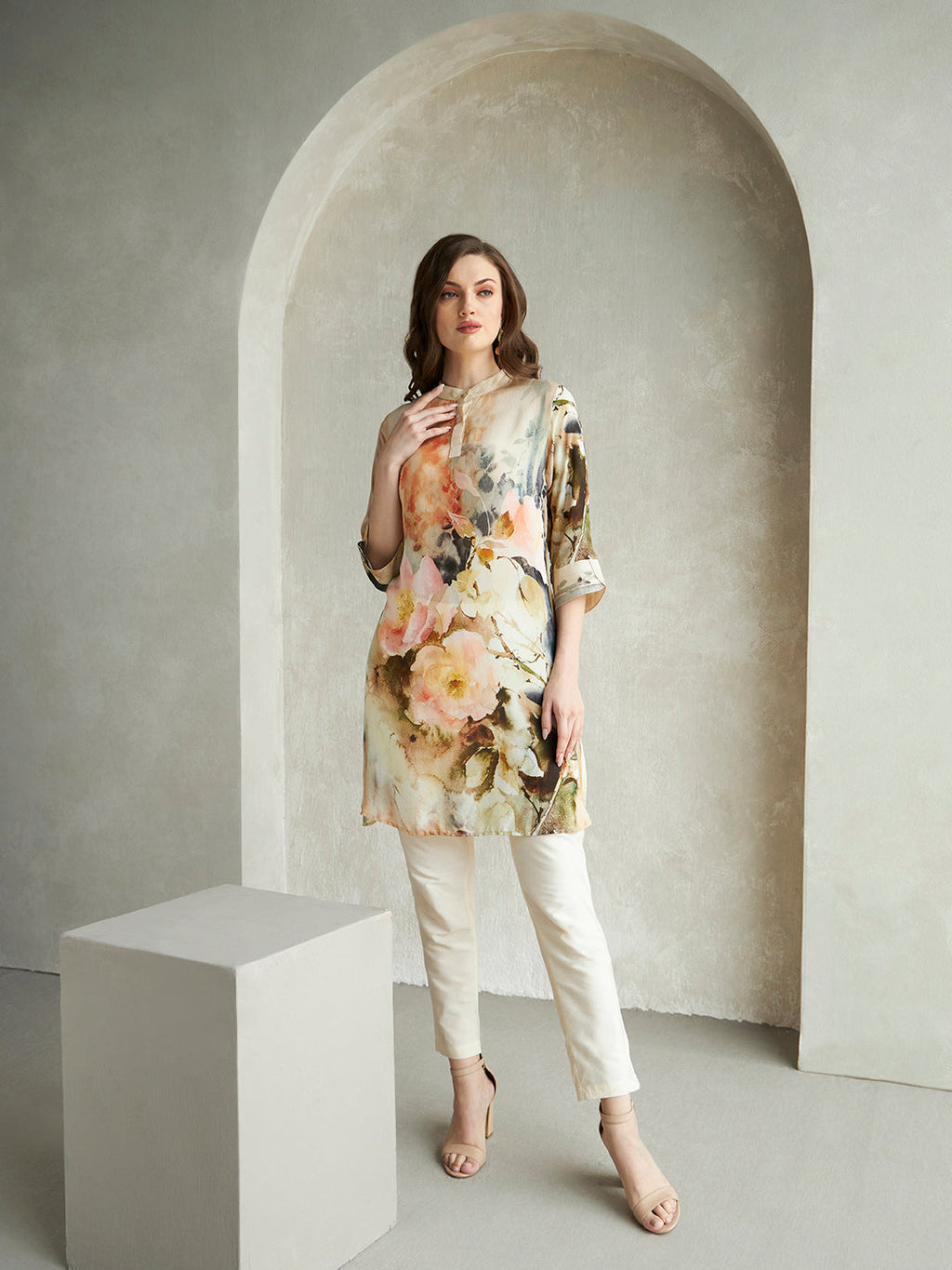 CREAM J'ADORE HAZZEL TUNIC