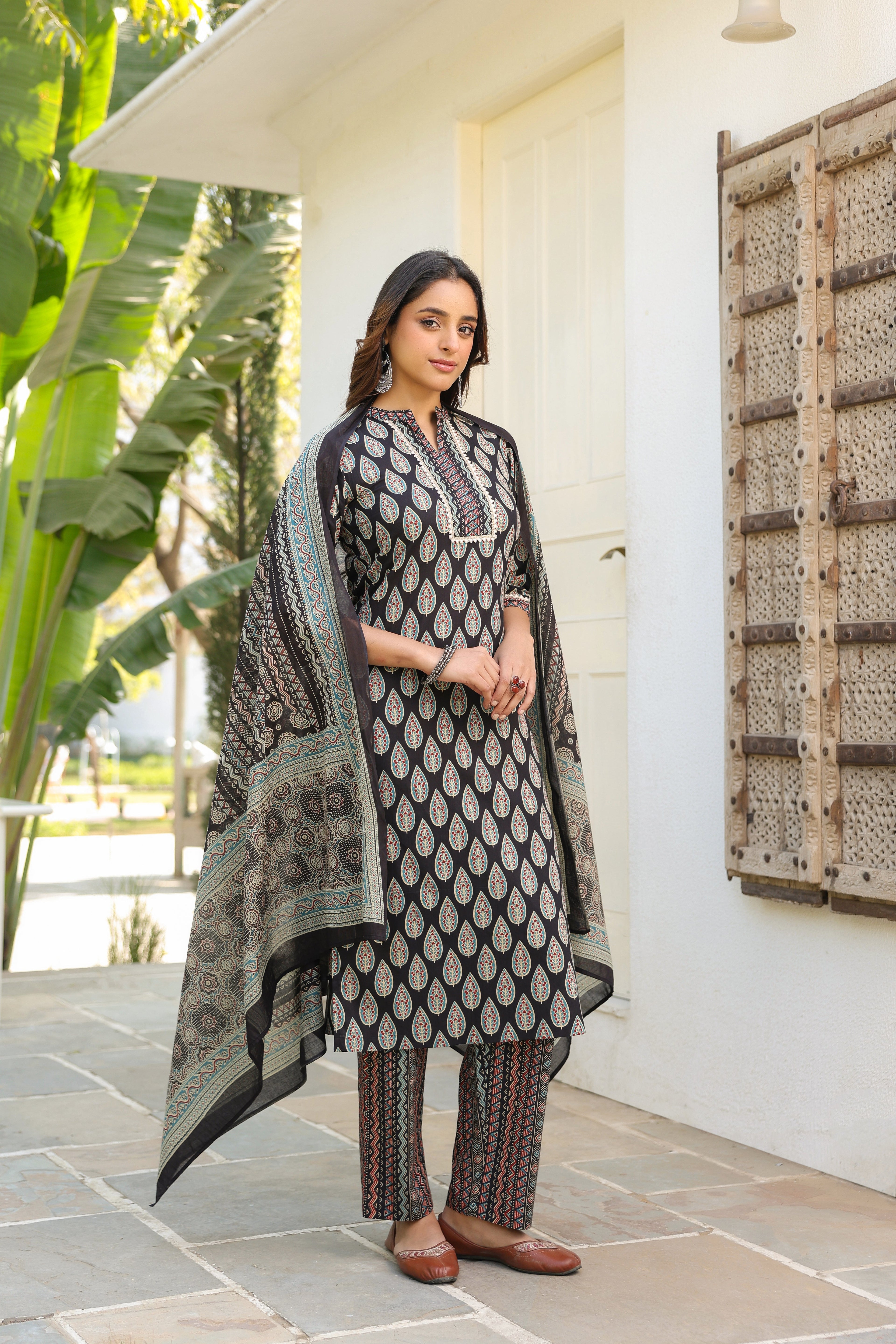 Women Ethnic Motifs Printed Regular Pure Cotton Kurta with Trousers & With Dupatta