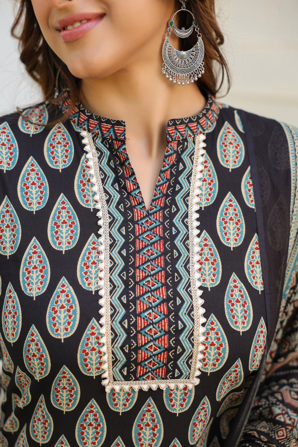 Women Ethnic Motifs Printed Regular Pure Cotton Kurta with Trousers & With Dupatta