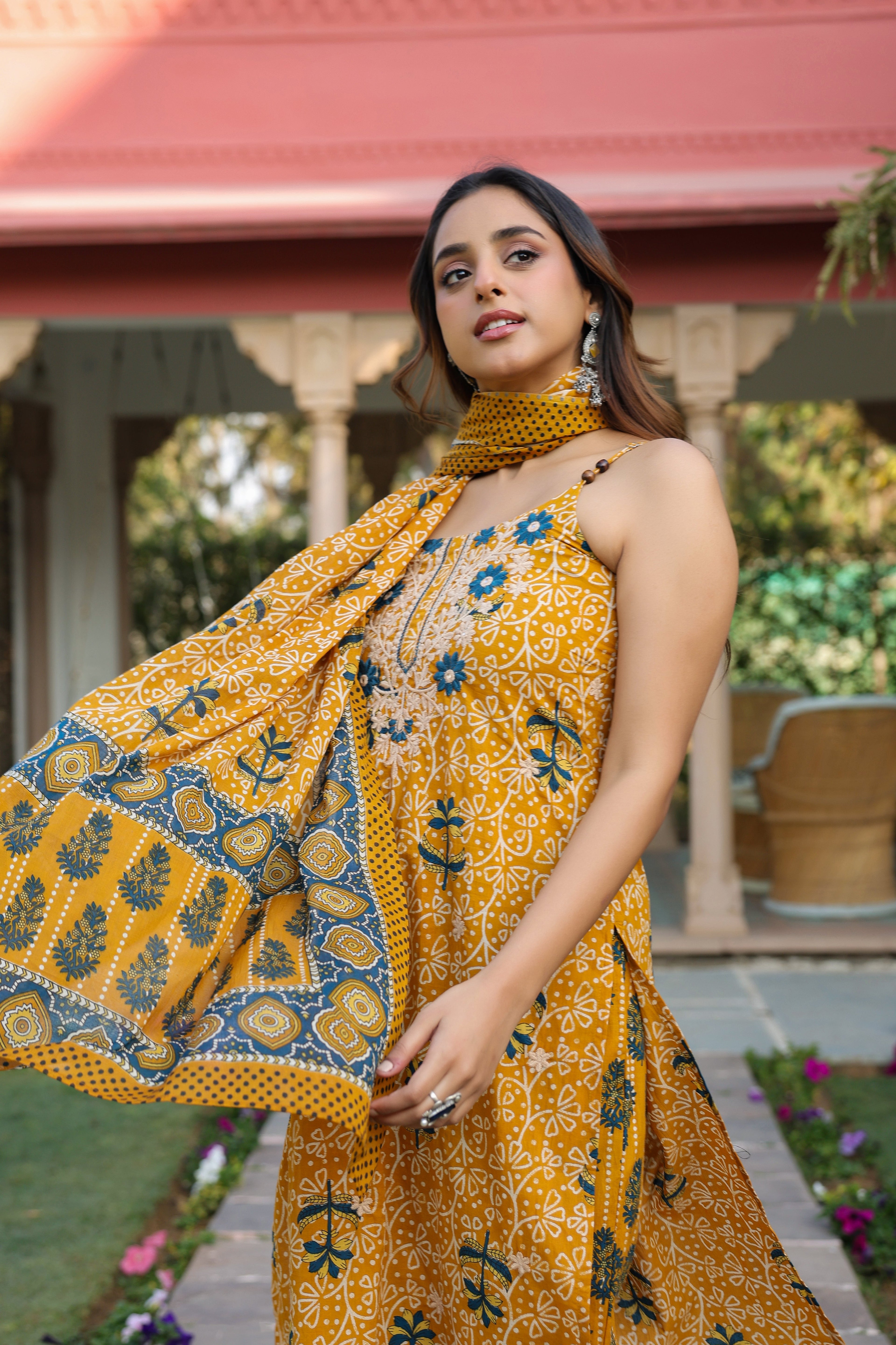 Women Ethnic Motifs Printed Regular Beads and Stones Pure Cotton Kurta with Trousers & With Dupatta