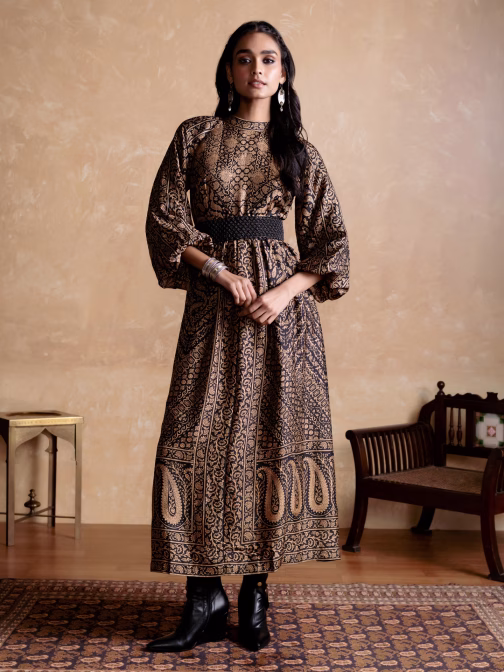 Black & Beige Flowret Dress